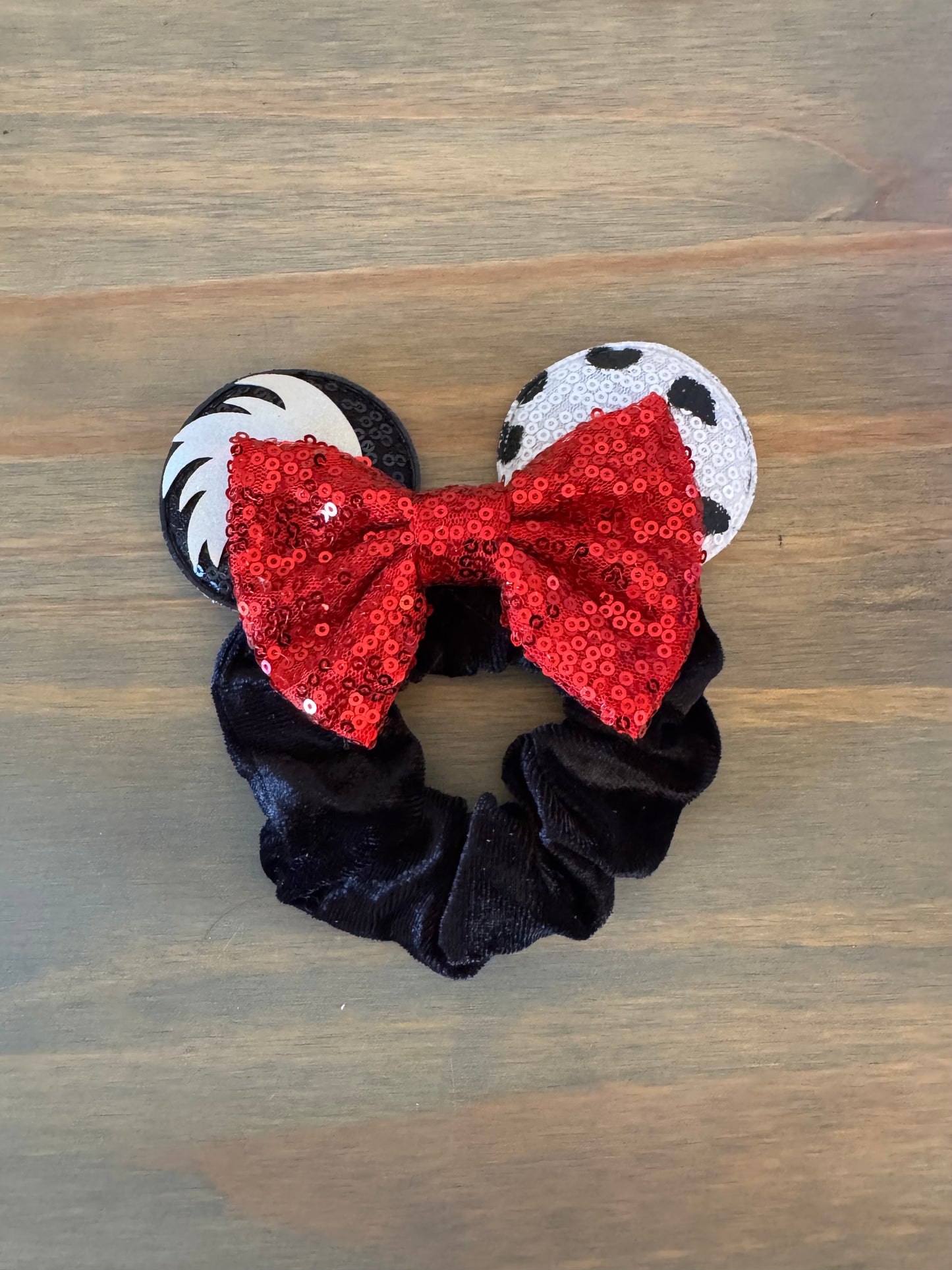 Mouse ears scrunchies