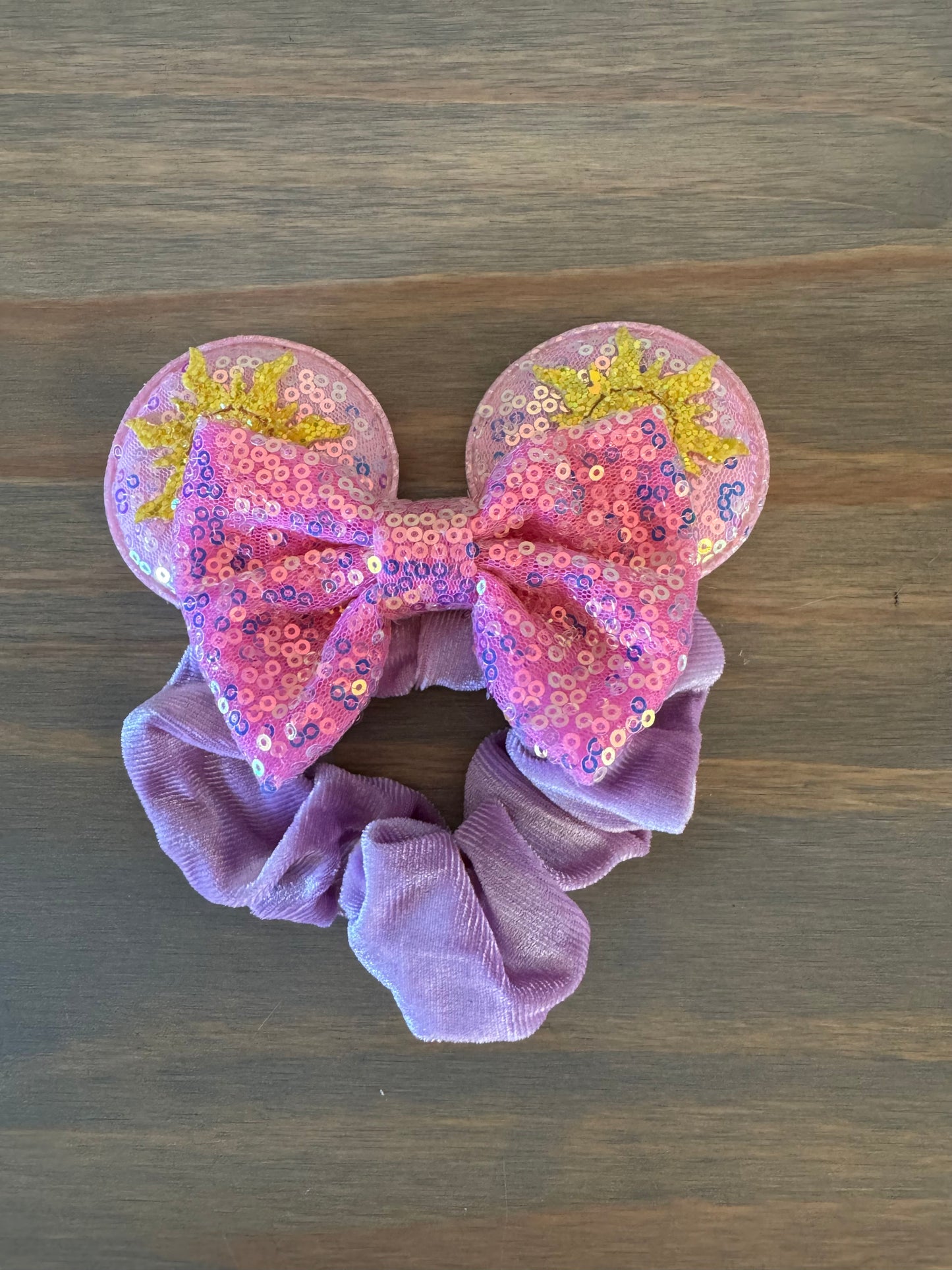 Mouse ears scrunchies