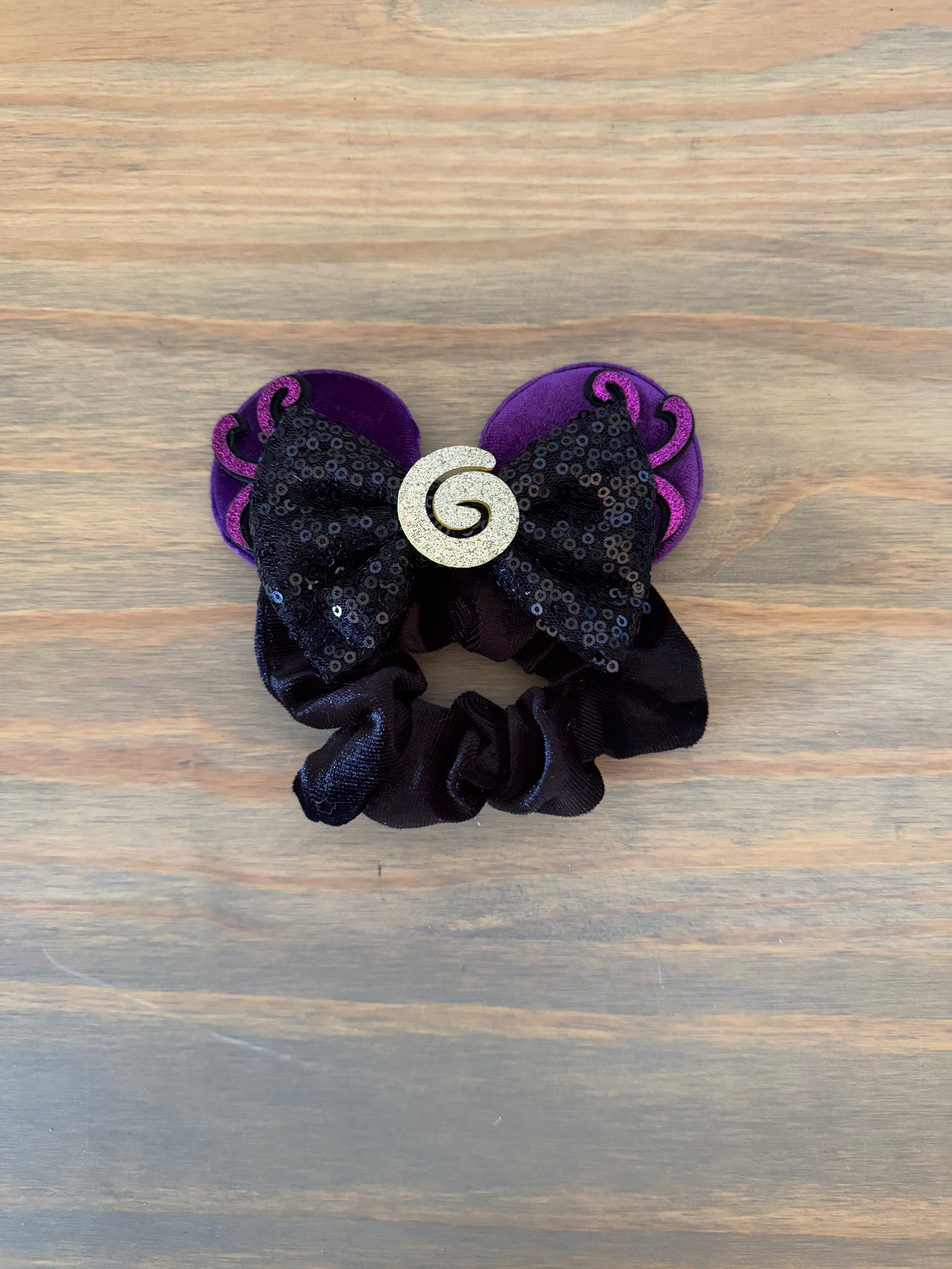 Mouse ears scrunchies