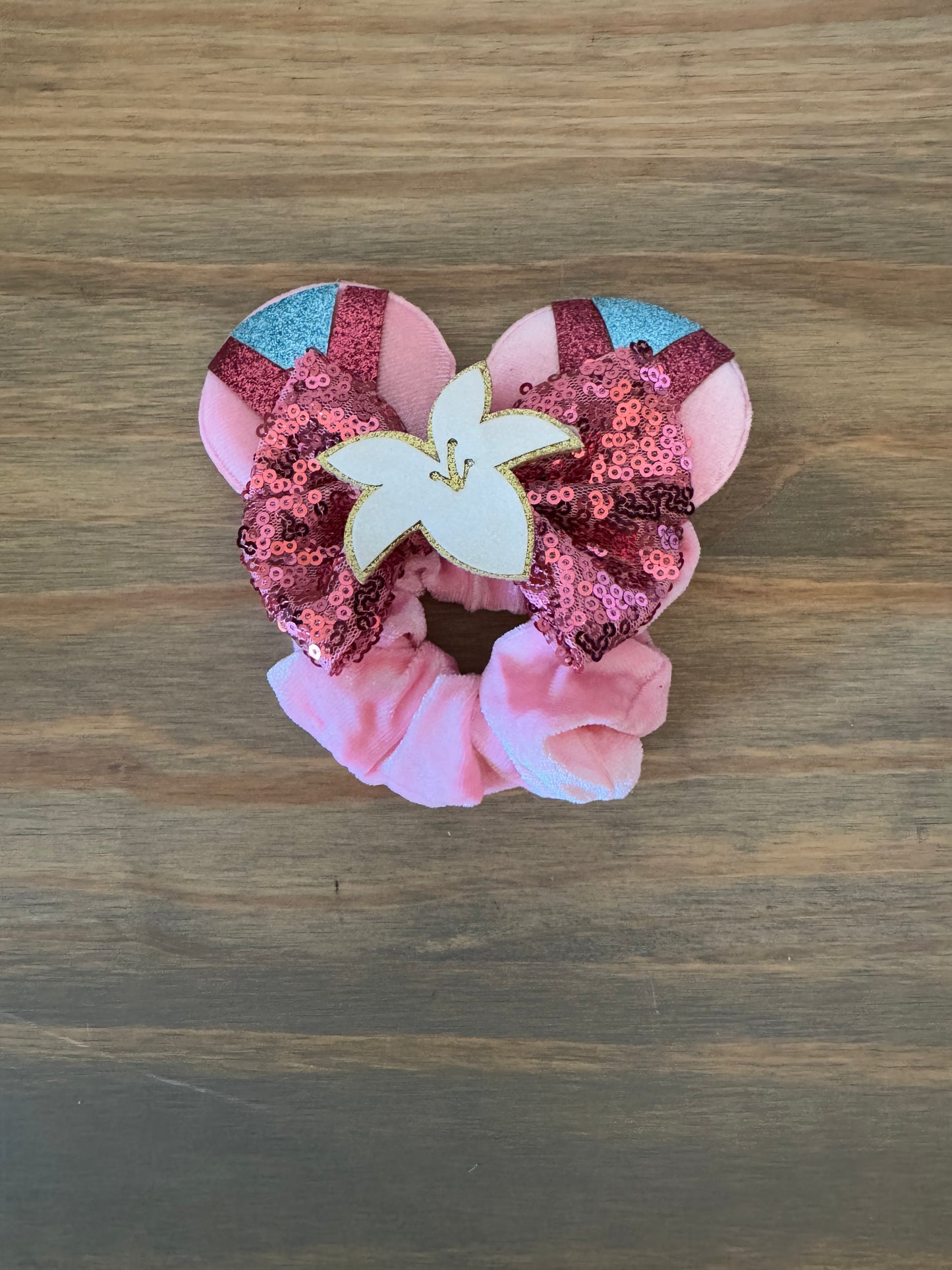 Mouse ears scrunchies