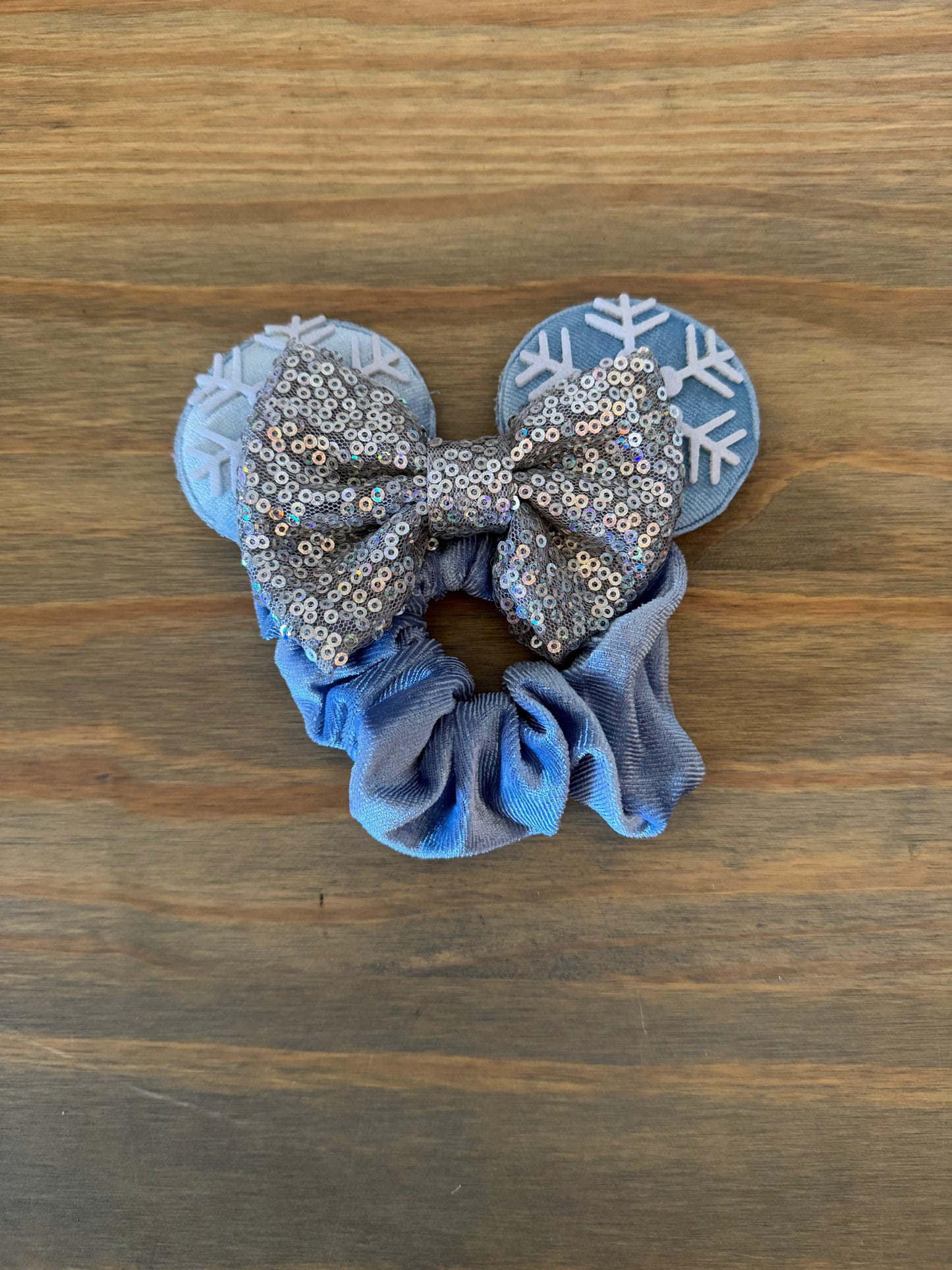 Mouse ears scrunchies