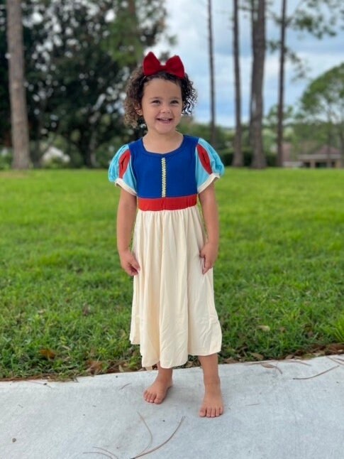 Clearance Snow White inspired princess dress