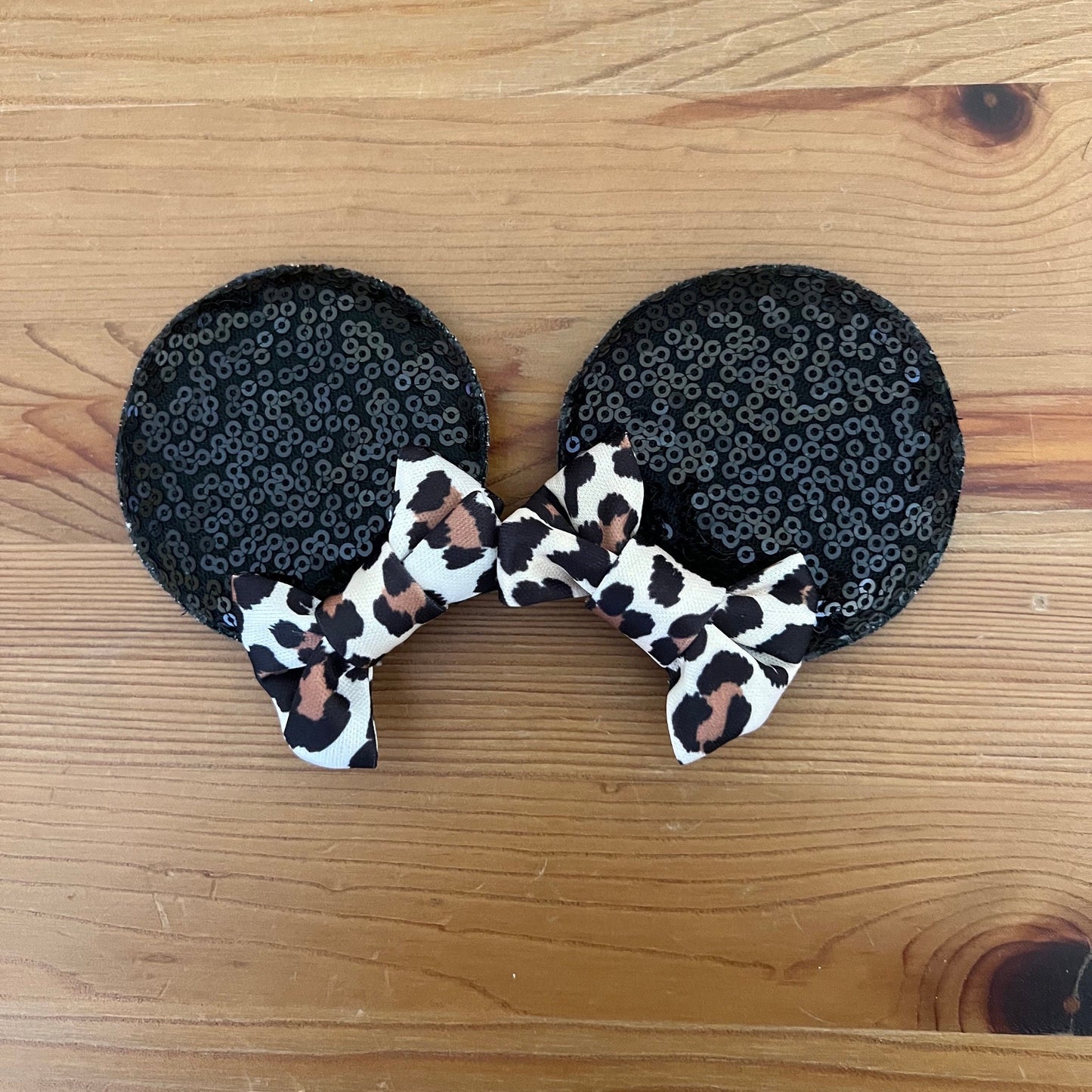 Mouse ears clips
