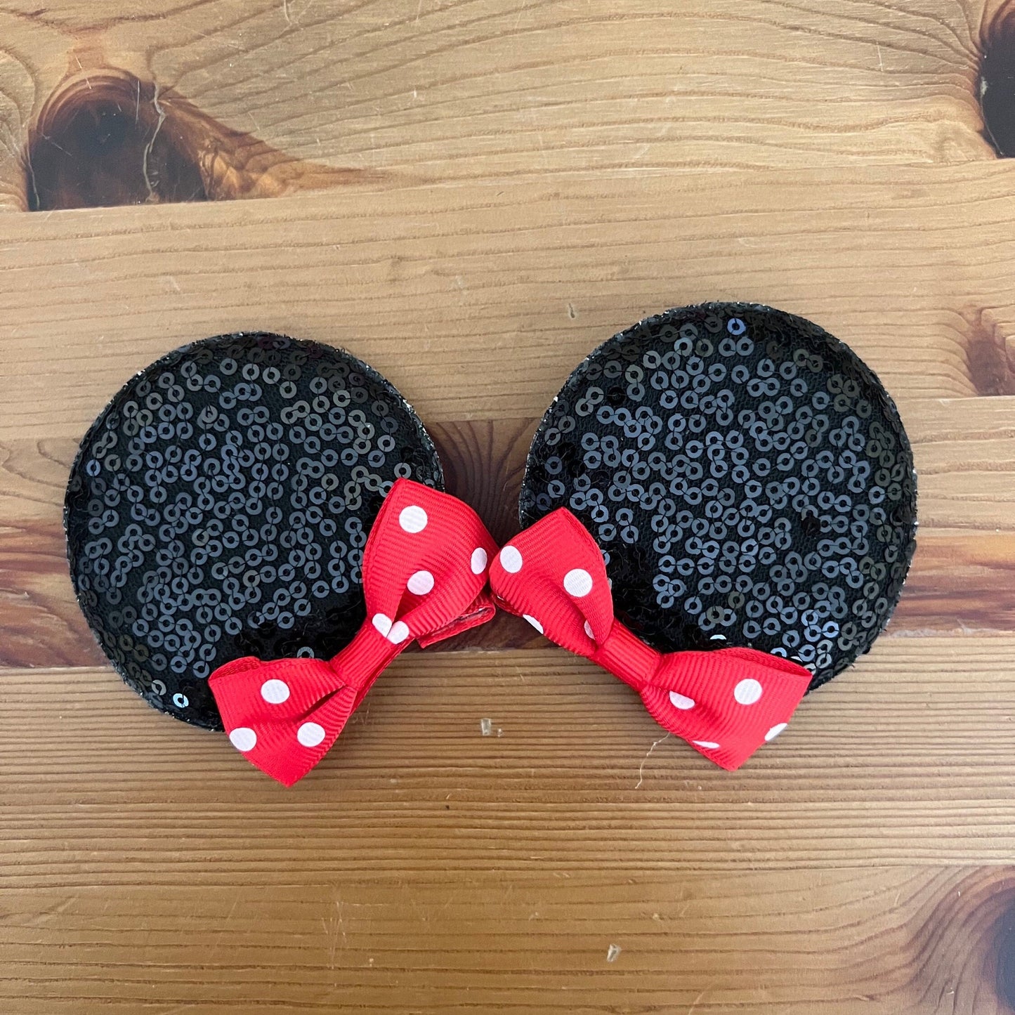 Mouse ears clips