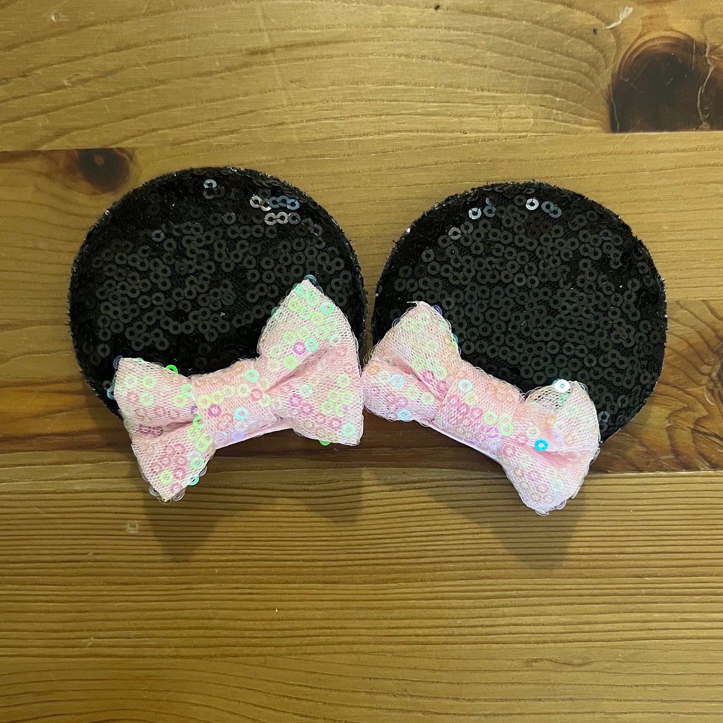 Mouse ears clips