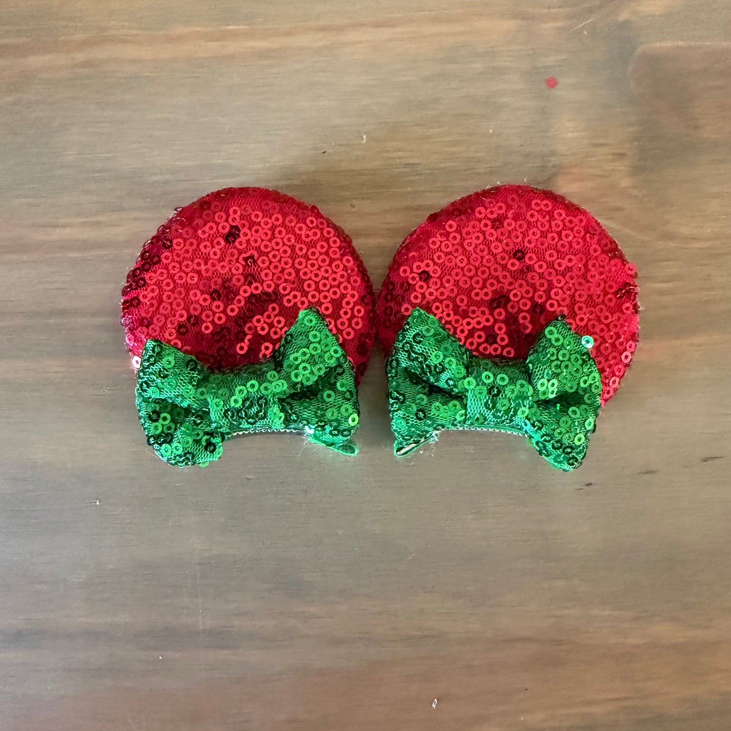 Mouse ears clips